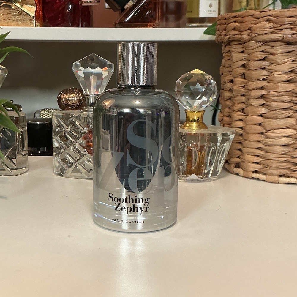 Men Perfume— Silver